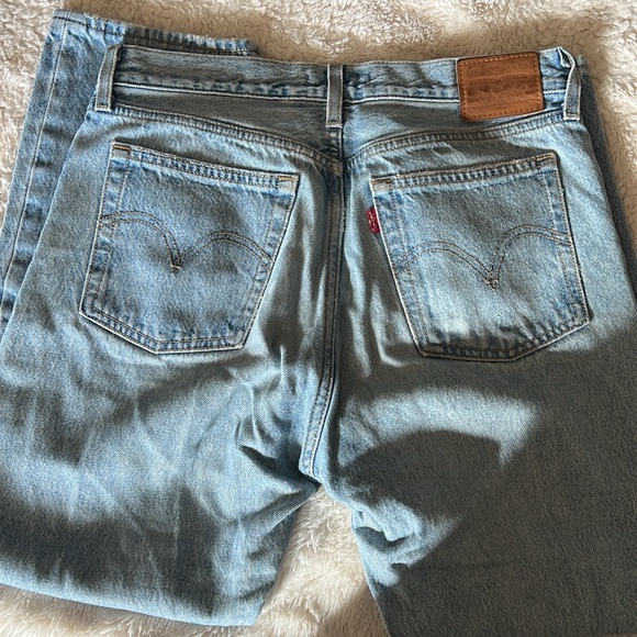 Levi’s jeans. - Picture 3 of 4